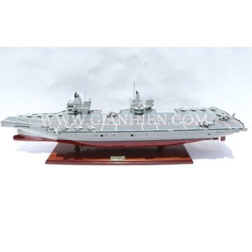 HMS Queen Elizabeth Dekoratif Uçak Gemisi Modeli (100 cm)