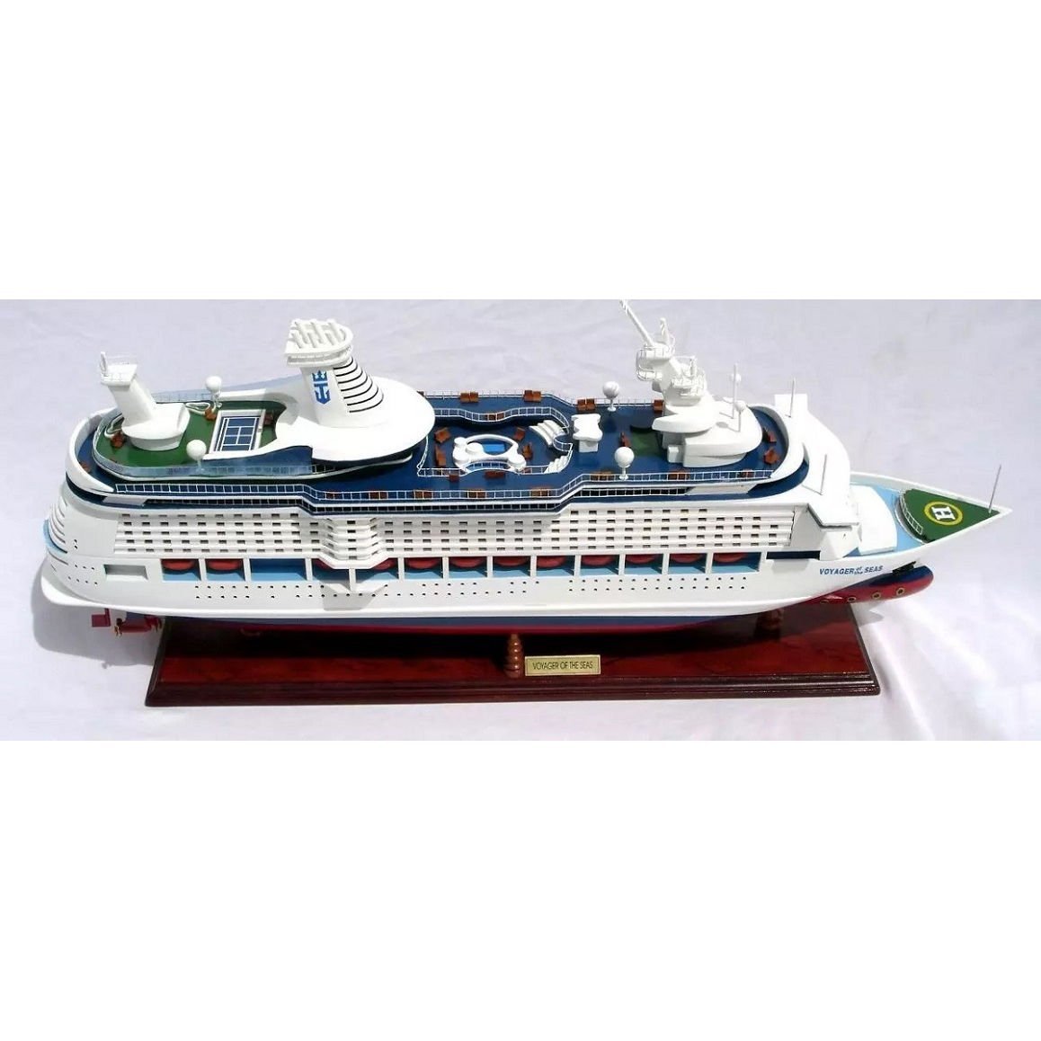 Voyager of The Seas Dekoratif Yolcu Gemisi Modeli (78 cm)