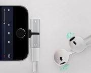 iPhone Şarj ve Kulaklık Aynı Anda Kullanma Aparatı