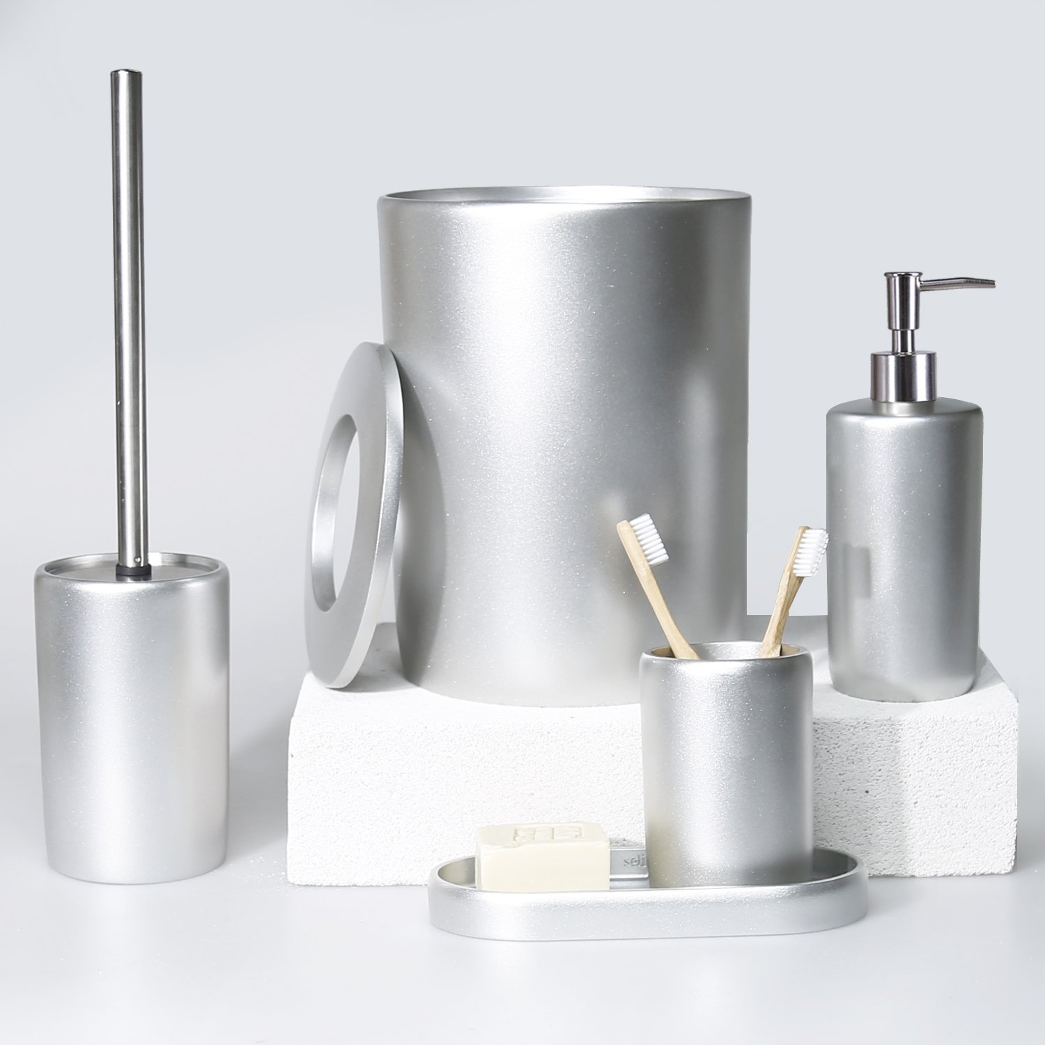 Victoria Dustbin Silver