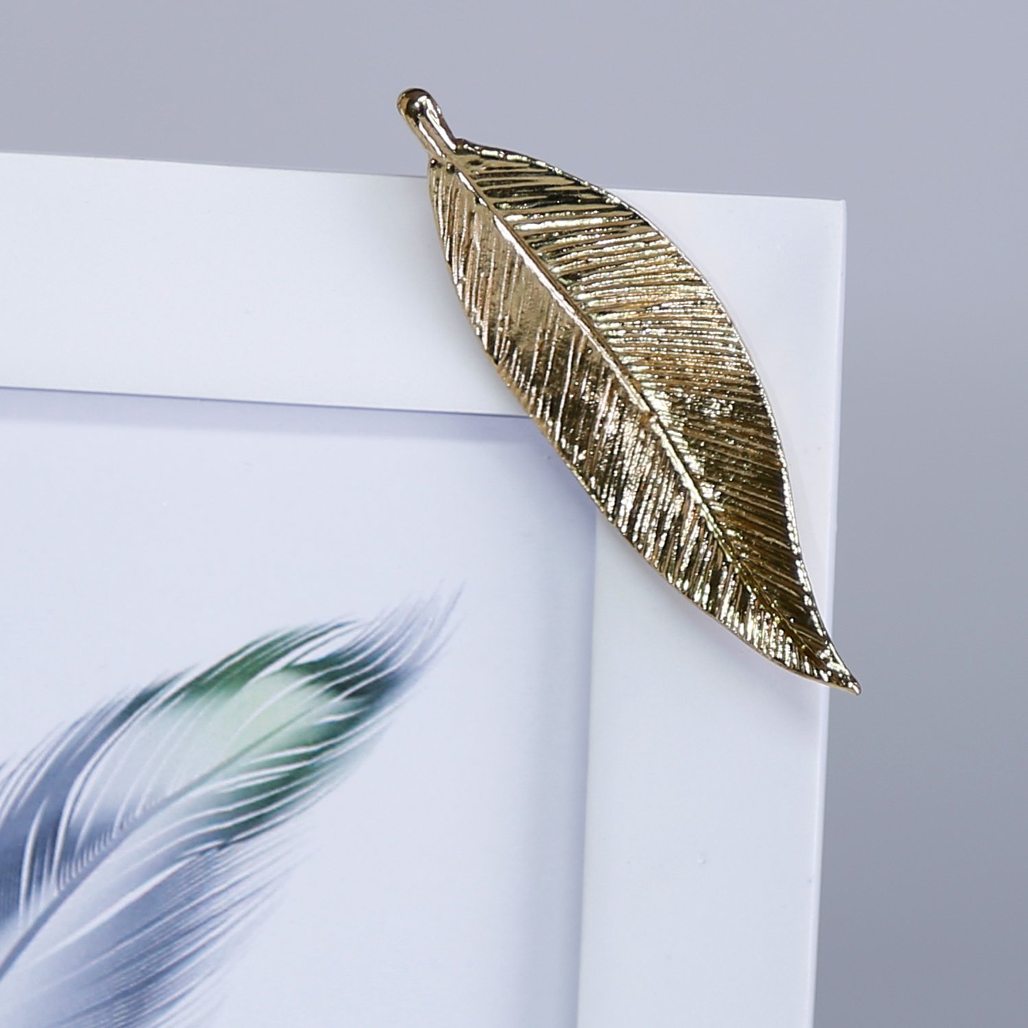 13x18 Leaf Frame White Gold