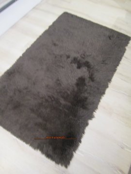 Doğuş Peluş Tavşan Tüyü 80x140cm Kaymaz Tabanlı Halı Beyaz