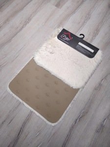 Doğuş Peluş Tavşan Tüyü KTKREM 2Li Klozet Takımı