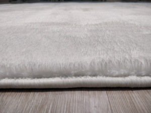 Yamalı Home Yapay Kuzu Kaymaz Taban Post Beyaz Oval 120x180 cm