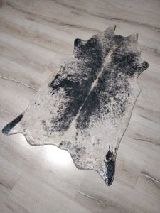 Yamalı Home İnci Halı 002 Siyah Yapay Dana Post 70x105 cm