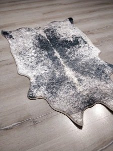 Yamalı Home İnci Halı 002 Siyah Yapay Dana Post 70x105 cm