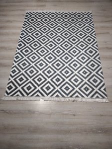 YamalıHome Style P5501 Siyah Beyaz Halı 140X200