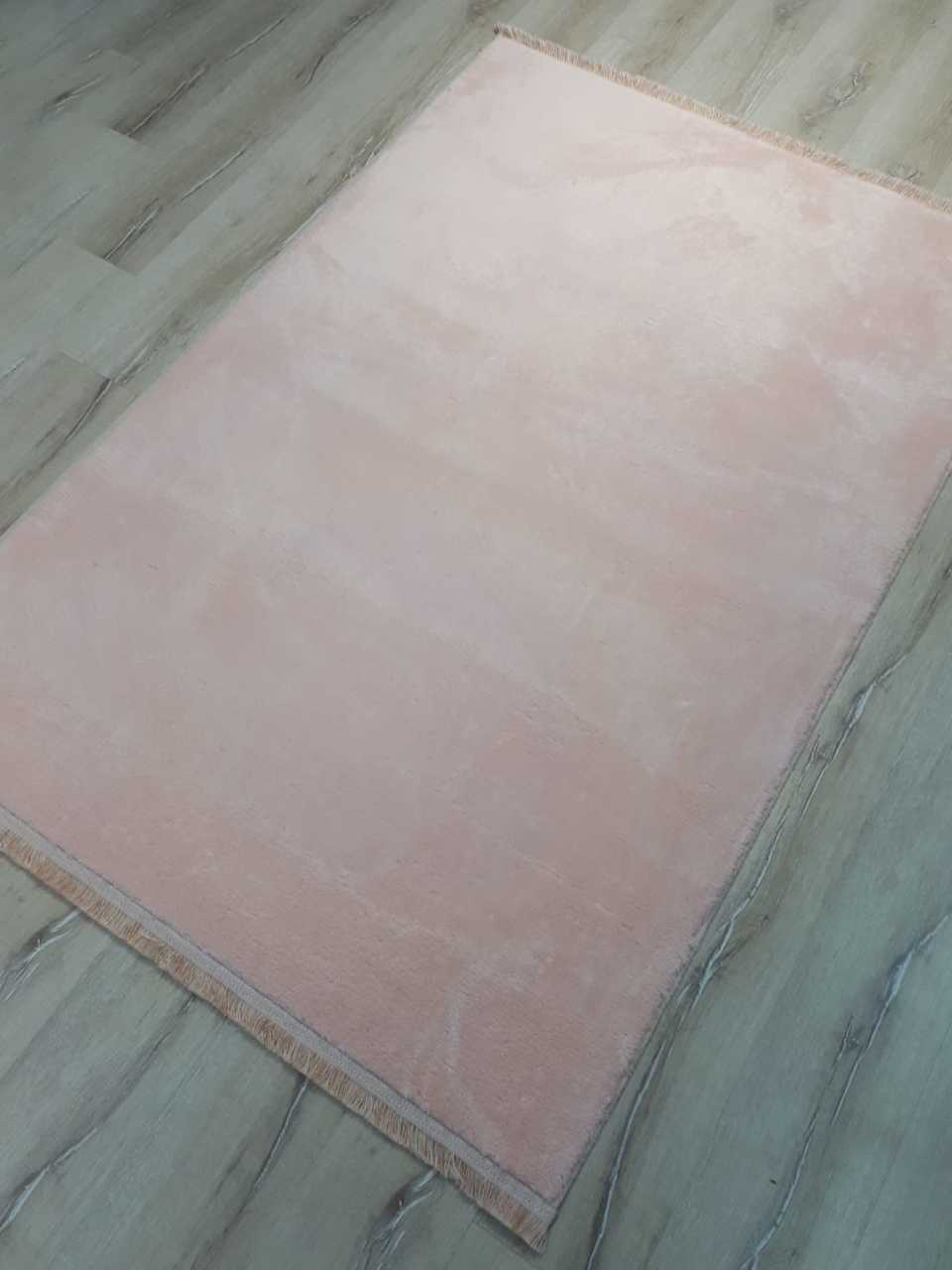 Yamalı Home Yapay Kuzu Kaymaz Taban Post Pudra 120x180 cm