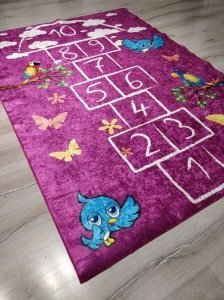 YamalıHome Style C001 Mor Seksek Desenli 120x180 cm Çocuk Halısı