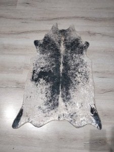 Yamalı Home İnci Halı 002 Siyah Yapay Dana Post 160x230 cm