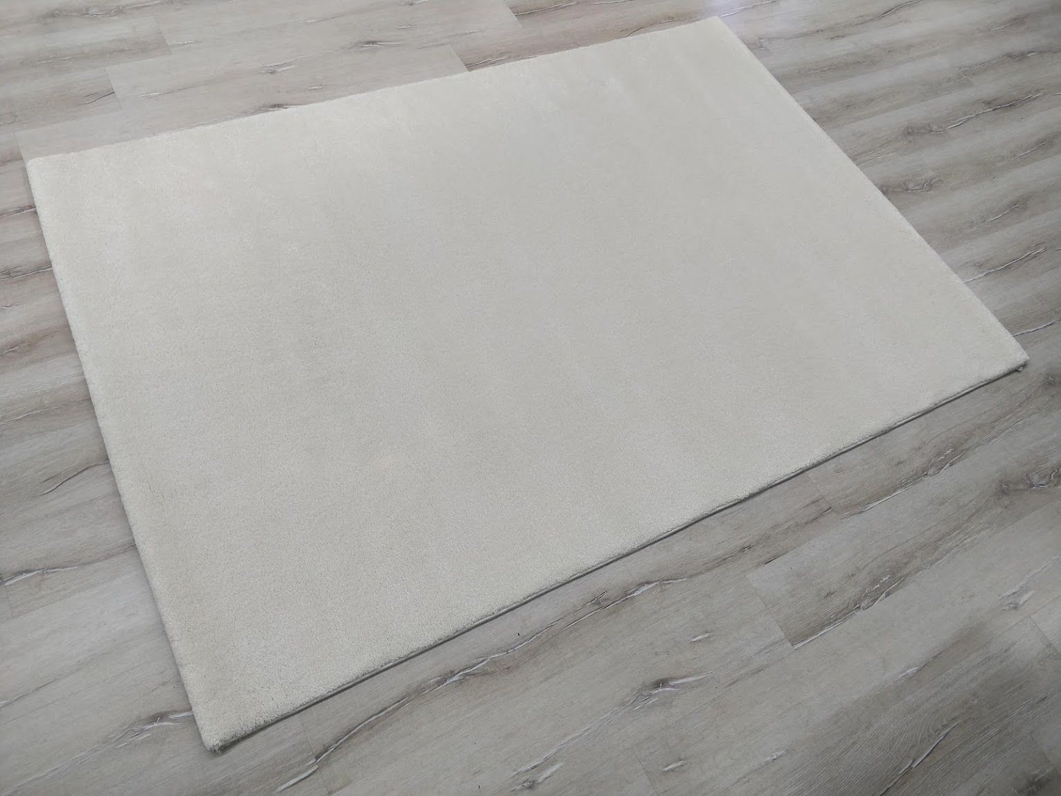 Eko Halı Lotto LT PLAIN Kırık Beyaz Sade Desensiz Halı 160x230 cm