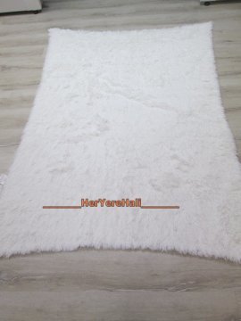 Doğuş Tavşan Tüyü Beyaz 140x200 cm Yay Şeklinde Peluş Halı