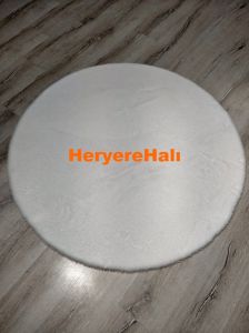 MONO BEYAZ Yumuşak Dokulu Uzun Tüylü Yıkanabilir Suni Tavşan Postu 120x120 cm