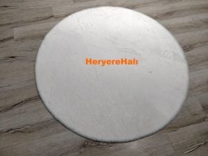 MONO BEYAZ Yumuşak Dokulu Uzun Tüylü Yıkanabilir Suni Tavşan Postu 120x120 cm