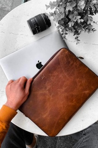 Vintage Kahverengi Hakiki Deri  MacBook Çantası