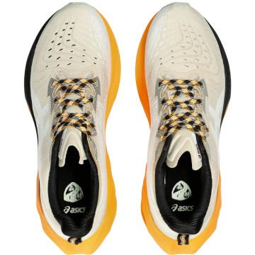 Asics Novablast 4 Erkek Koşu Ayakkabısı