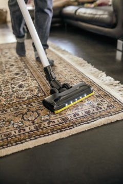 Karcher 11986620 VC 6 Ouarfamıly Limited Edition Dikey Elektrikli Süpürge