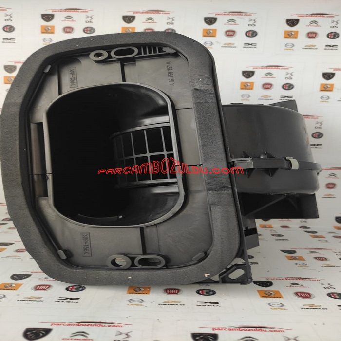 Kalorifer Motoru Kangoo R19 Clıo Megane - 7701040540