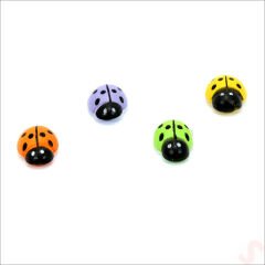 Uğur Böceği Ahşap Sticker, 1,5cm x 1,2cm  x 15 Adet - Çok Renkli