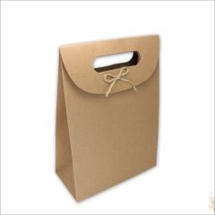 El Geçmeli Kraft Karton Çanta 26 x 19 x 9 cm - 12 Adet