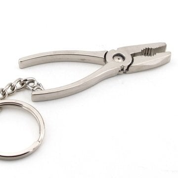 ÇALIŞIR PENSE ŞEKİLLİ METAL ANAHTARLIK KC517