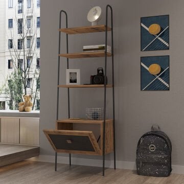 Arya Young room