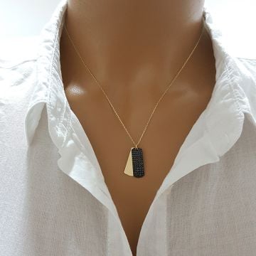 Beelo Gold 14K Altın Tasarım Plaka Siyah Kolye Kişiye Özel