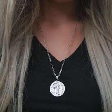 Beelo Silver 925K Gümüş Tasarım Madolyon Kolye