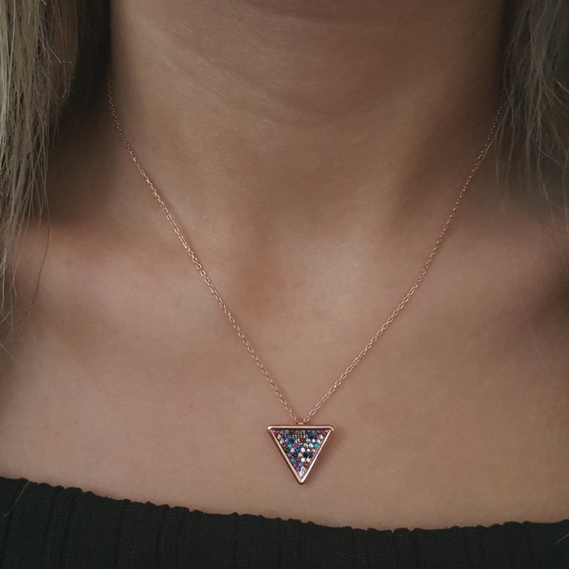 Beelo Silver 925K Gümüş Tasarım Taşlı Üçgen Kolye
