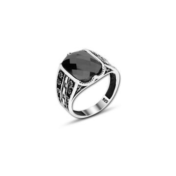 Beelo Silver 925K Gümüş Siyah Zirkon Taşlı Motifli Kare Yüzük