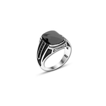 Beelo Silver 925K Gümüş Siyah Zirkon Taşlı Motifli Kare Yüzük