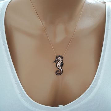 Beelo Silver Gümüş 925K Gümüş Baget Tasarım Deniz Atı Kolye