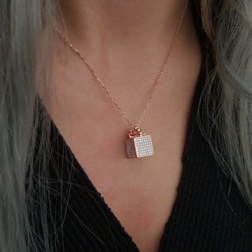 Beelo Silver 925K Gümüş Taşlı Hediye Paketi Kolye