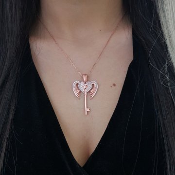 Altın Kaplama 925K Gümüş Kanatlı Kalp İsimli  Kolye