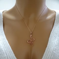Beelo Gold 14K Altın Yılan Kolye