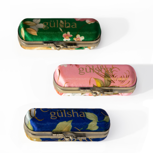 Güllü Dudak Bakımı ve Taşıma Çantası