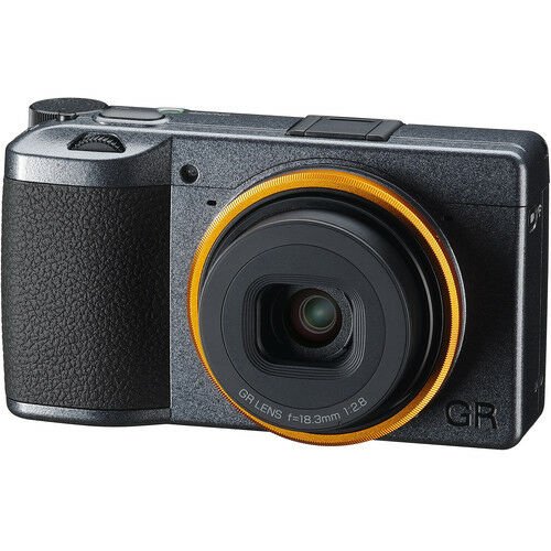 Ricoh GR III Street Edition Kompakt Dijital Fotoğraf Makinesi