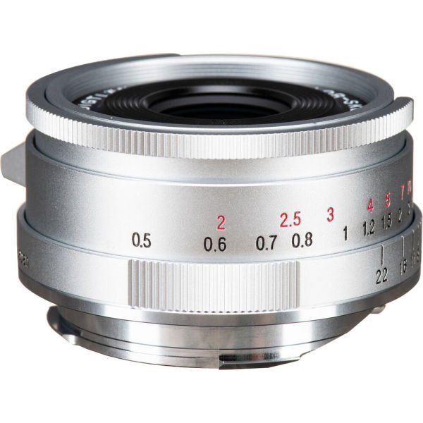 Voigtlander 28mm f/2.8 Color-Skopar Type II Aspherical Lens Silver (Leica M)