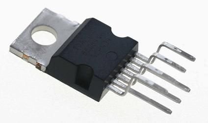 L4955  5A ULDO LINEAR REGULATORS FAMILY