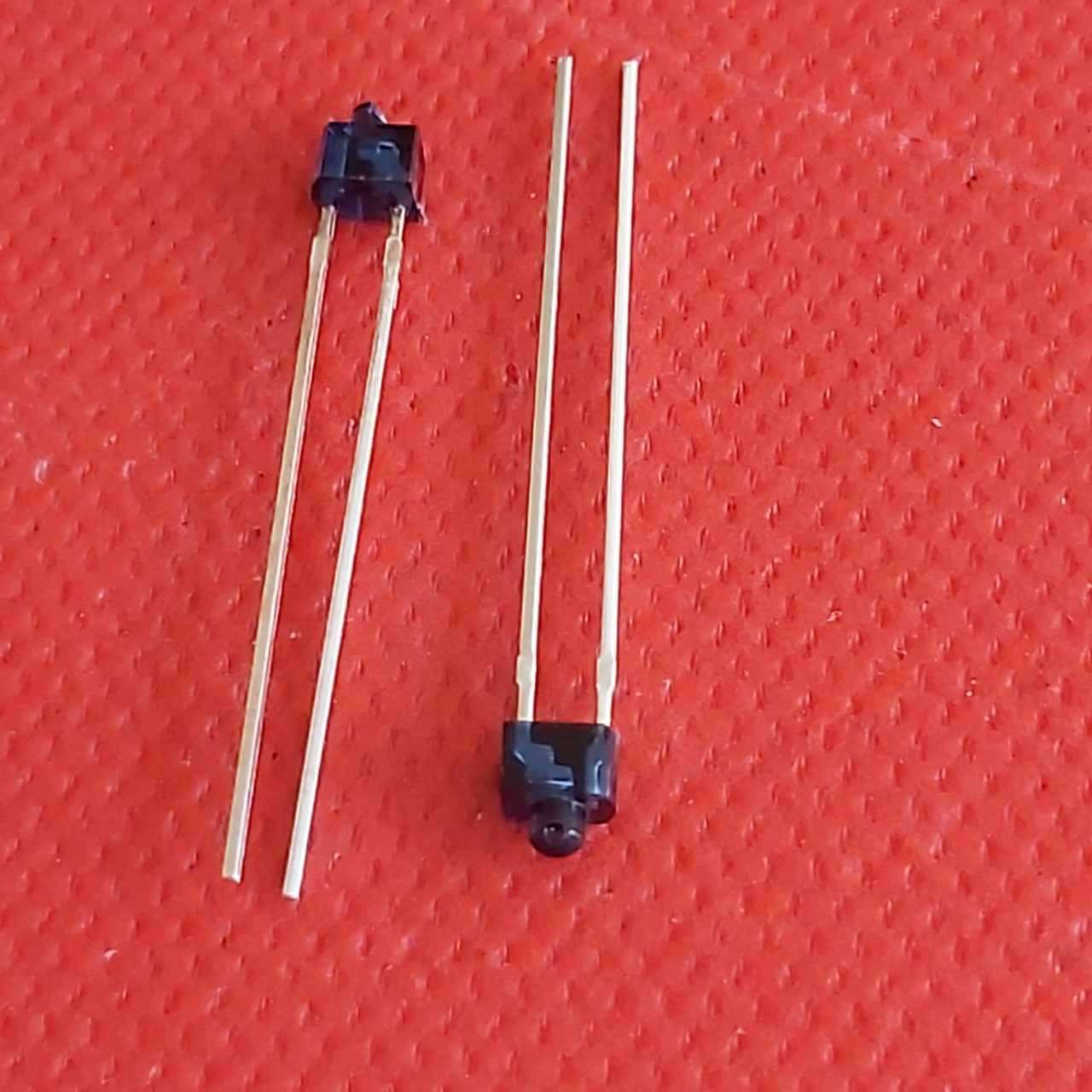 CQY36N  GaAs Infrared Emitting Diode in Miniature (T-3/4) Package (Siyah)