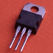 BU505 700V 2.5A NPN Silicon Diffused Power Transistor (Fü)