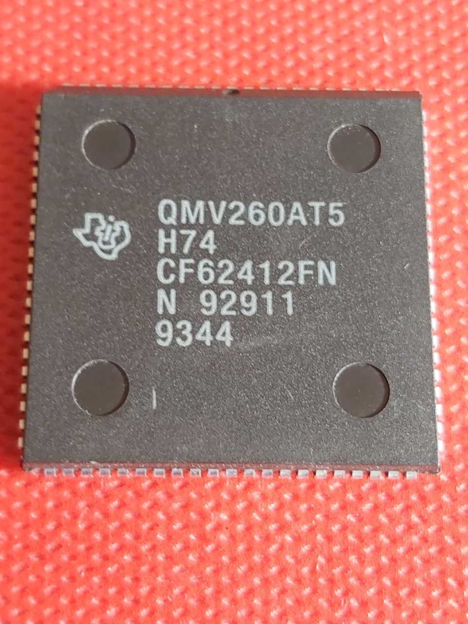 CF62412FN (QMV260AT5H74) (sem)