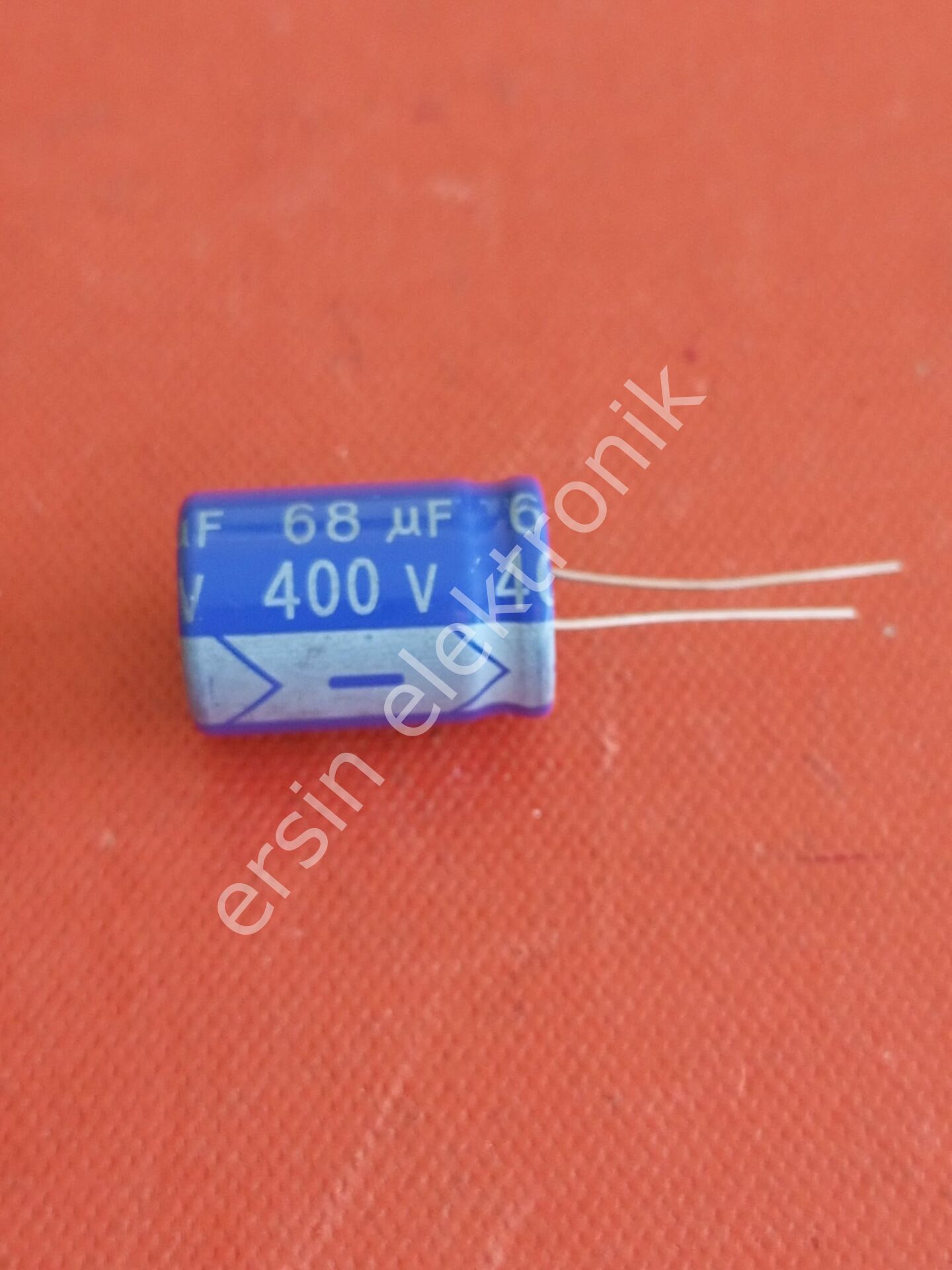 68uF 400V Elektrolitik Kondansatör (17X21MM)