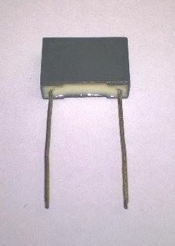 220nF 160V (0.22mf-160v) 10mm Polyester Kondansatör (uzun bacak)