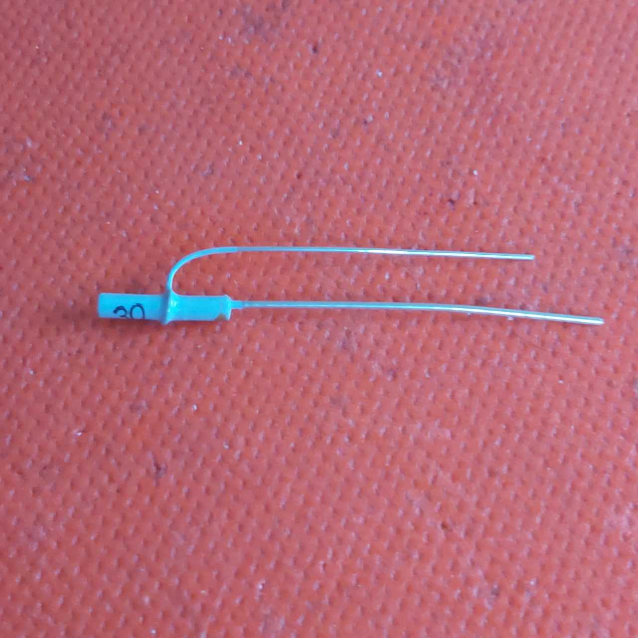 30pF 250V Boru tip Kondansatör