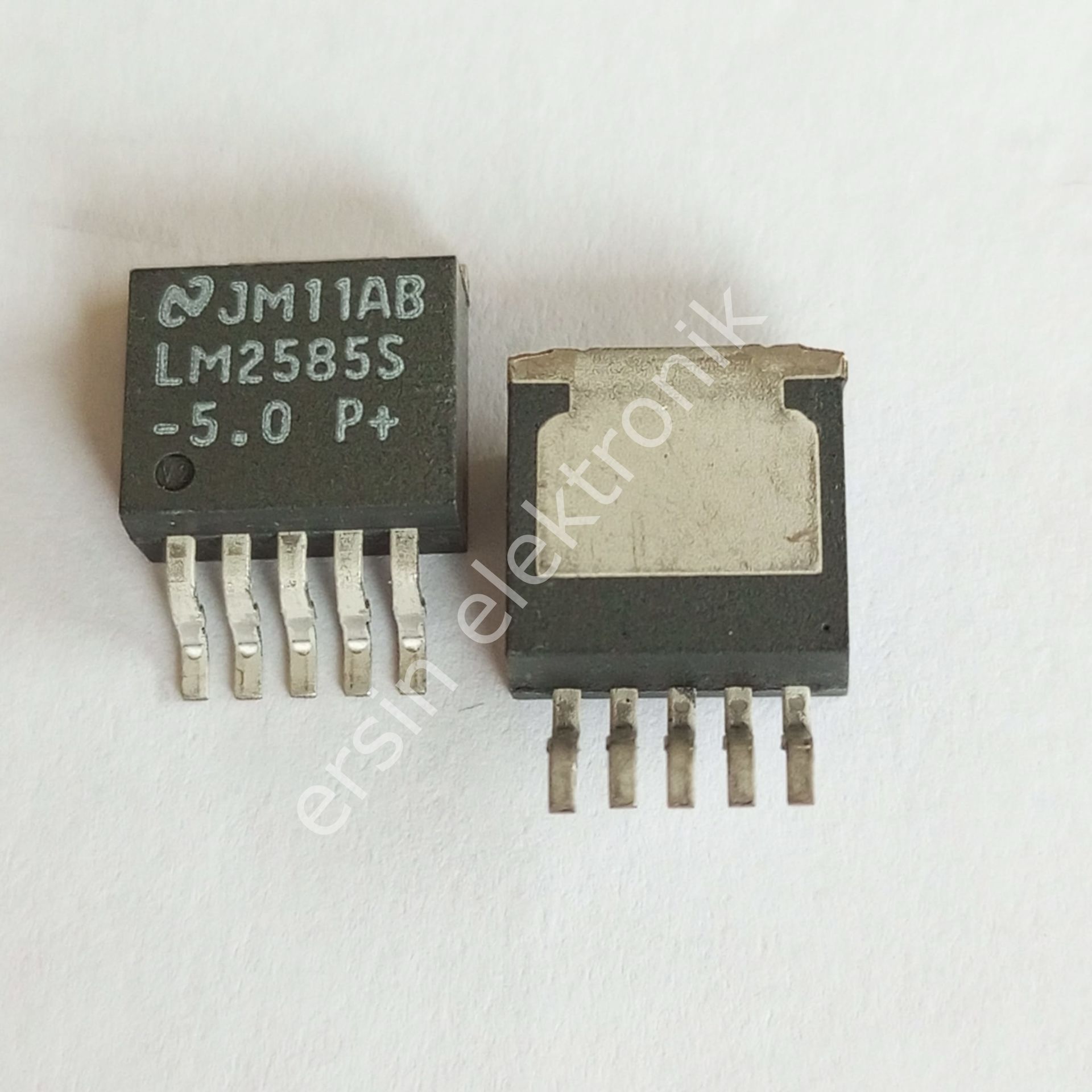 LM2585S -5 SIMPLE SWITCHER 3A Flyback Regulator (Orjinal)