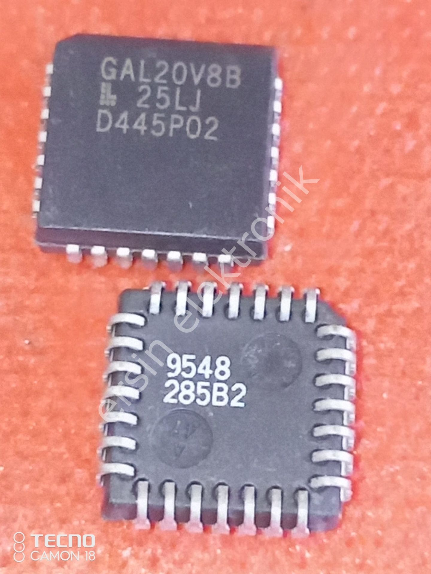GAL20V8 (GAL20V8B-25LJ)  High Performance E2CMOS PLD Generic Array Logic