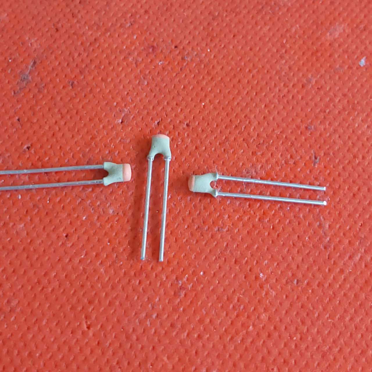 22pF 100V  %2  2.54 mm Pin Aralığı  (İtalyan Malı)  (10 Adet)