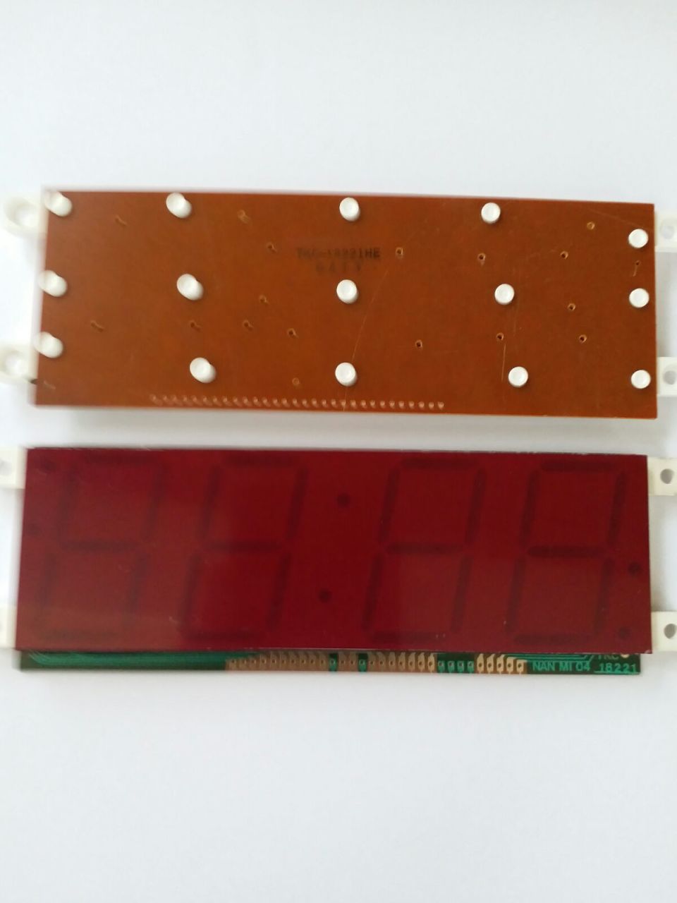 4 Digit Saat Displayi (LCD Display ) ( L:16cm G:5cm H:0,9cm)