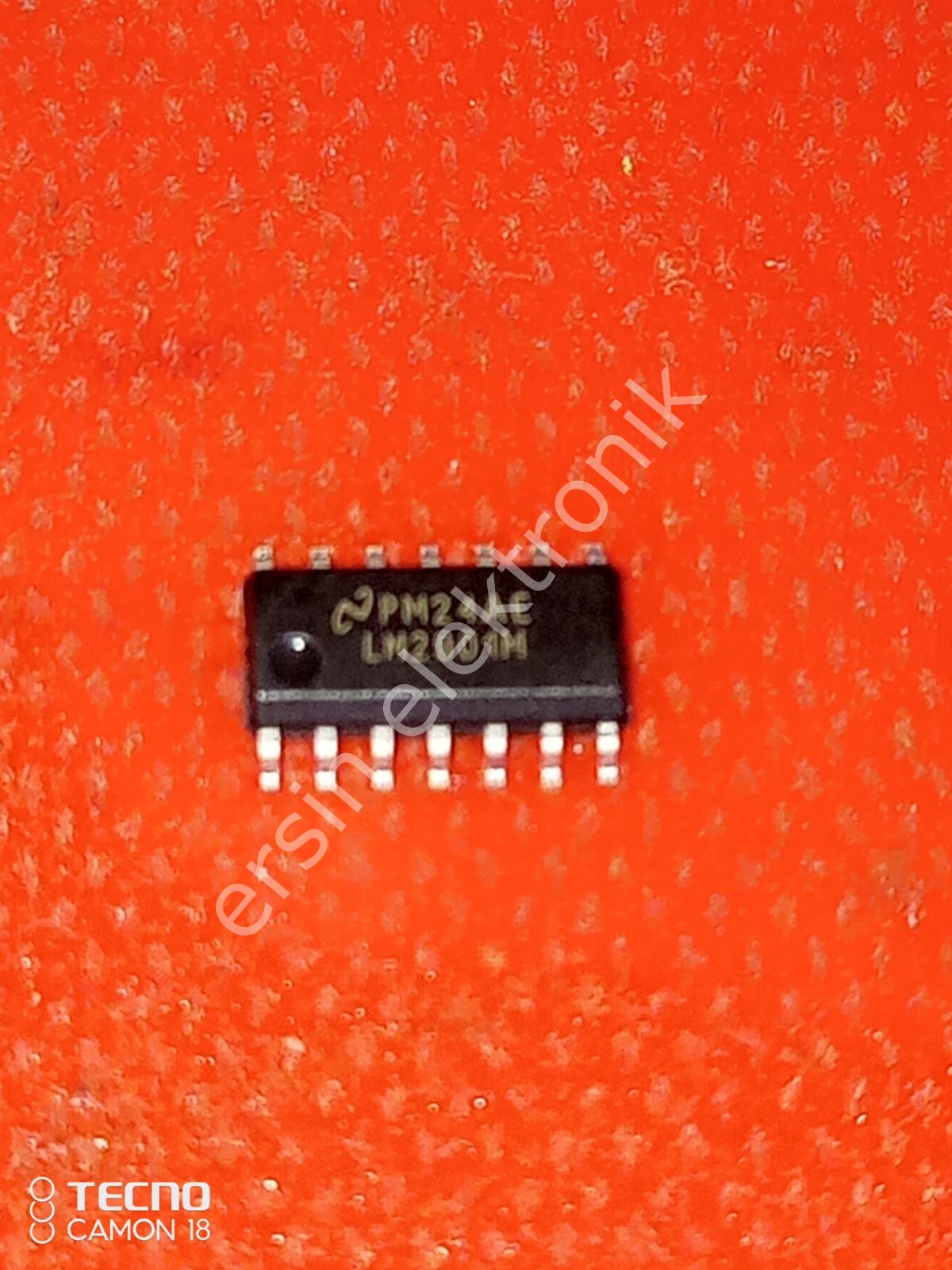 LM2901 SMD (LM2901M NS) Low Power Low Offset Voltage Quad Comparator 14-SOIC -40 to 85